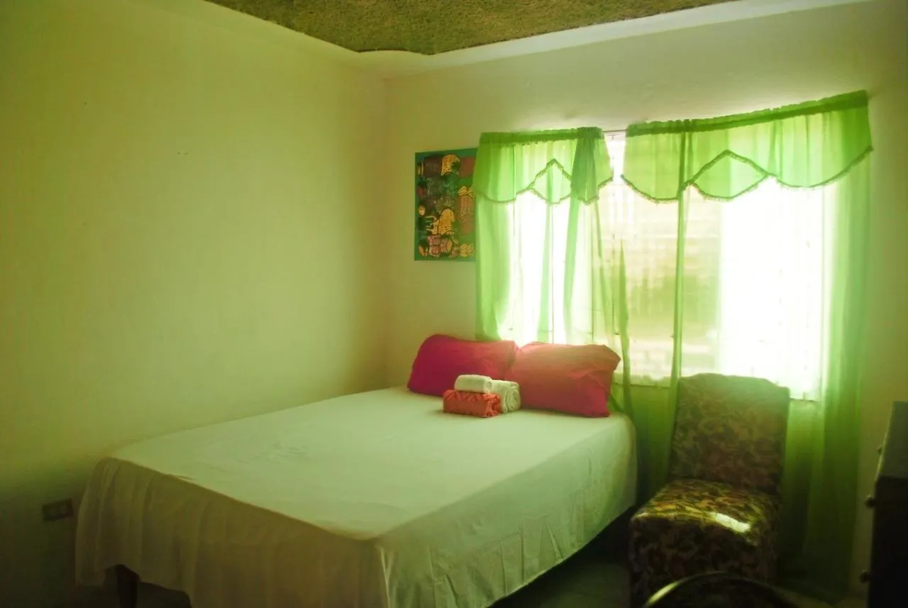 Cozy And Affordable Hotel Ocho Rios